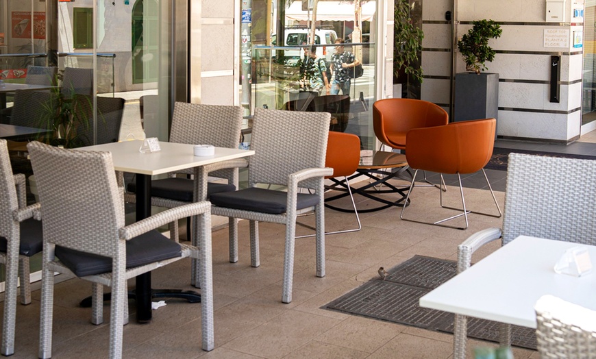 Image 16: Menú mediterráneo light o completo para 2 o 4 personas