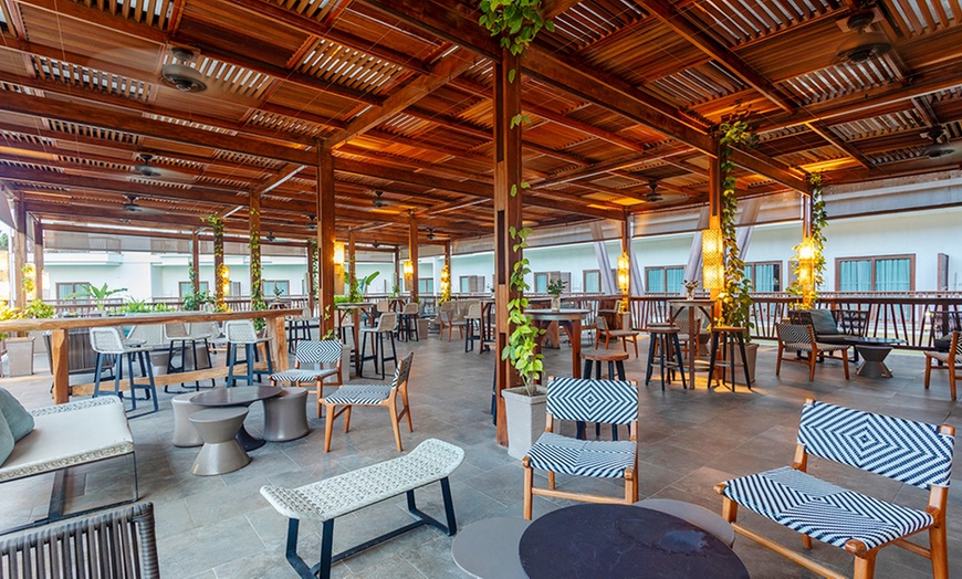 Image 16: ✈ 5-Night Part All-Incl. Colombia Vacation from Travel by Jen