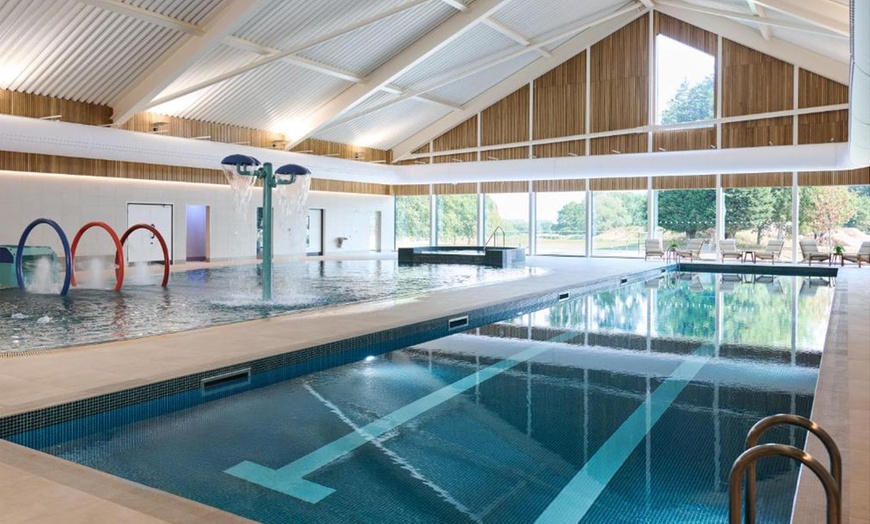 Image 19: North Warwickshire: 4* Stay with Breakfast and 3-Course Buffet Dinner