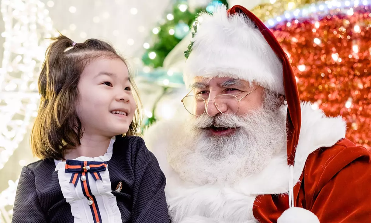 Glow Hartford Holiday Light Show Admission Nov. 21 – Dec. 19