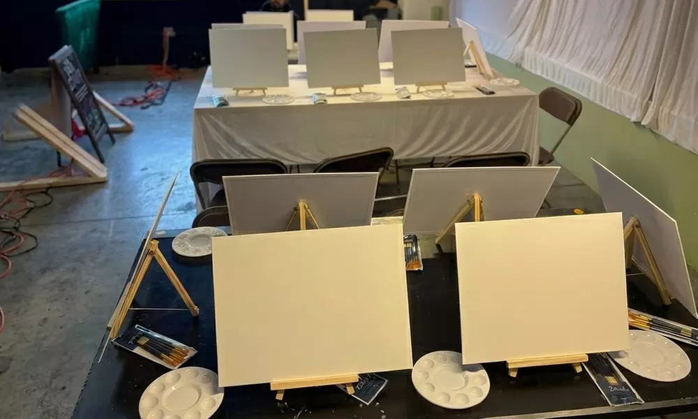 Sip & Paint Experience – Houston Studio Vibes