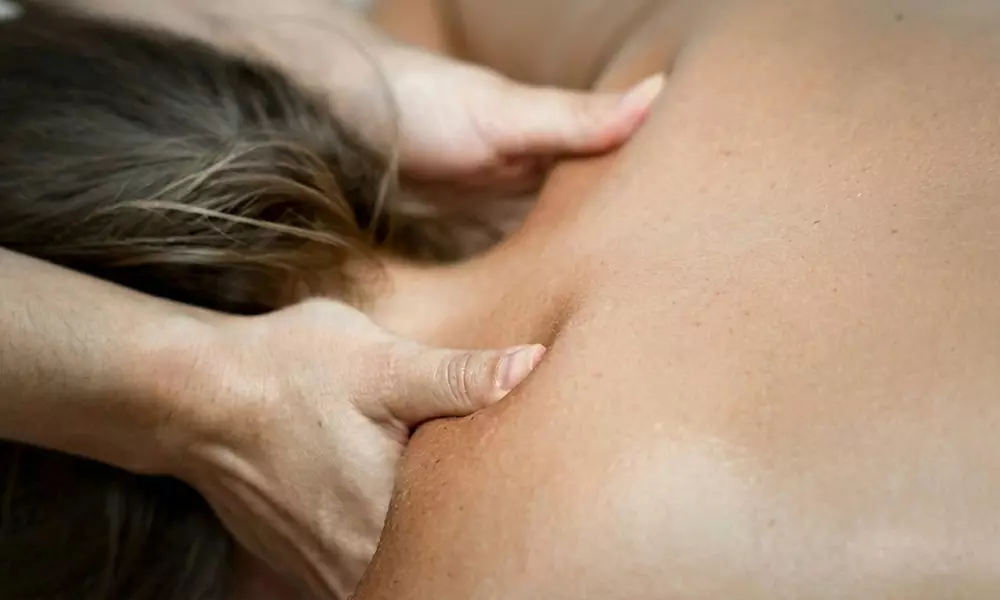 30-Min Relaxation Massage or 60-Min Deep Cleansing or Hydration Facial