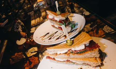 Belegtes Bio-Ciabattini nach Wahl mit Heißgetränk und Amaretti für 1 Person - Ghorban Delikatessen Manufaktur