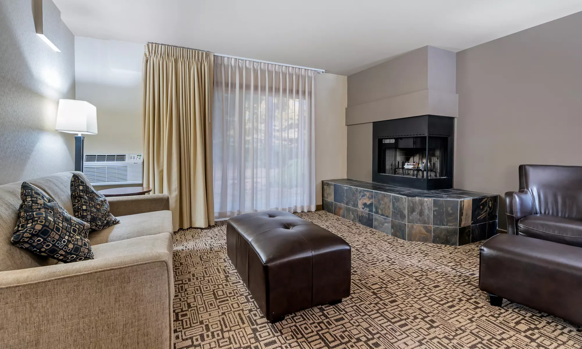 4-Star Mountain Resort in Salmon River Valley with Golf, Spa & Dining
