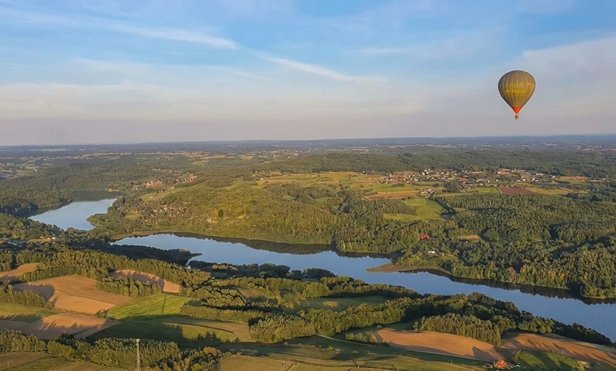 Image 8: Niezapomniany widokowy lot balonem – grupowy, prywatny lub zaręczynowy
