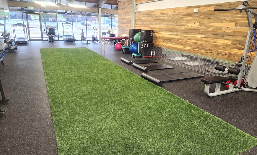 Image 2: Join Fitness Classes for One Month or Two Weeks