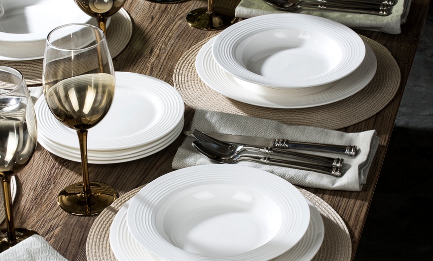 Image 3: Waterside 24-Piece Dinner Set