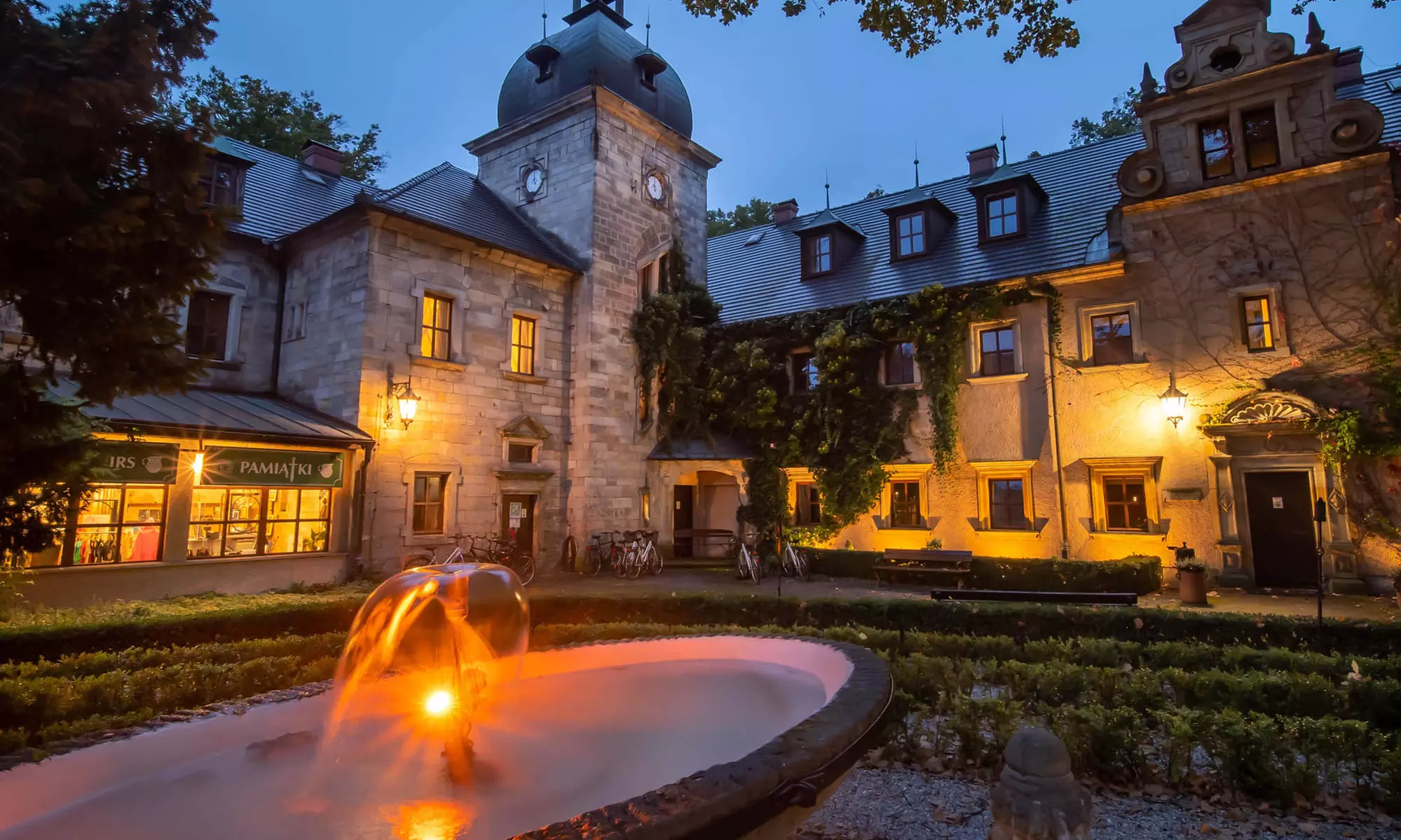 Niederschlesien: Doppelzimmer mit Halbpension auf dem Schloss