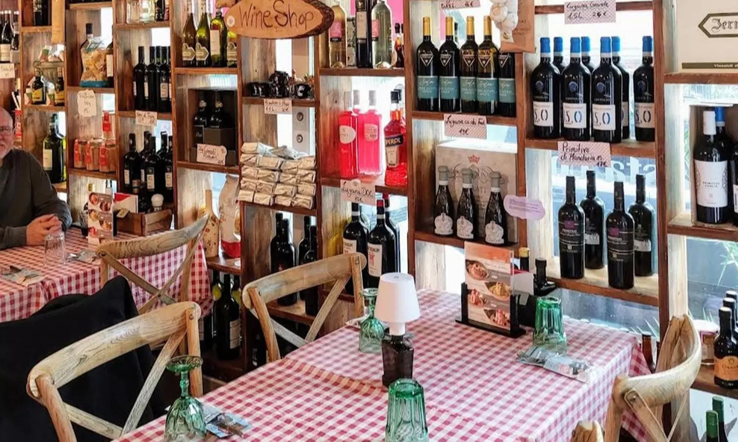 Bruschetta, Pasta nach Wahl & hausgemachtes Tiramisù für 1-4 Personen