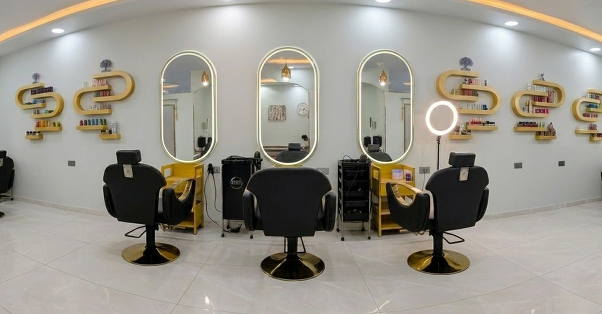 Flawless Nails: Classic, Gelish & Spa Combos Flawless Nails: Classic, Gelish & Spa Combos
