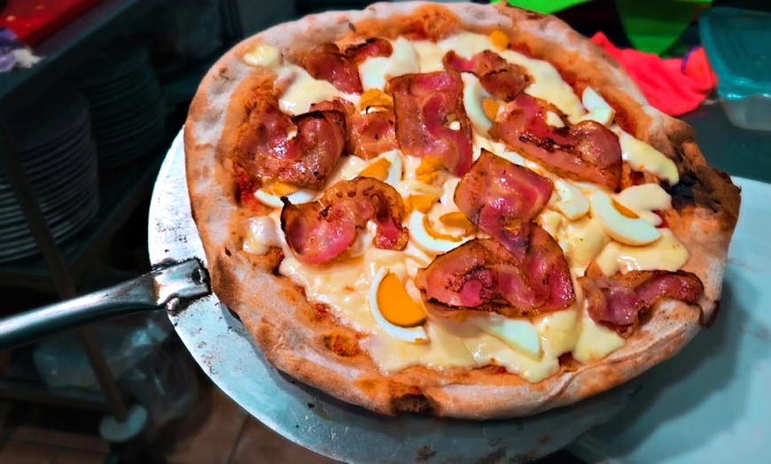 Image 2: Rumbo a Italia: Menú para 2 personas con opción a entrante y postre