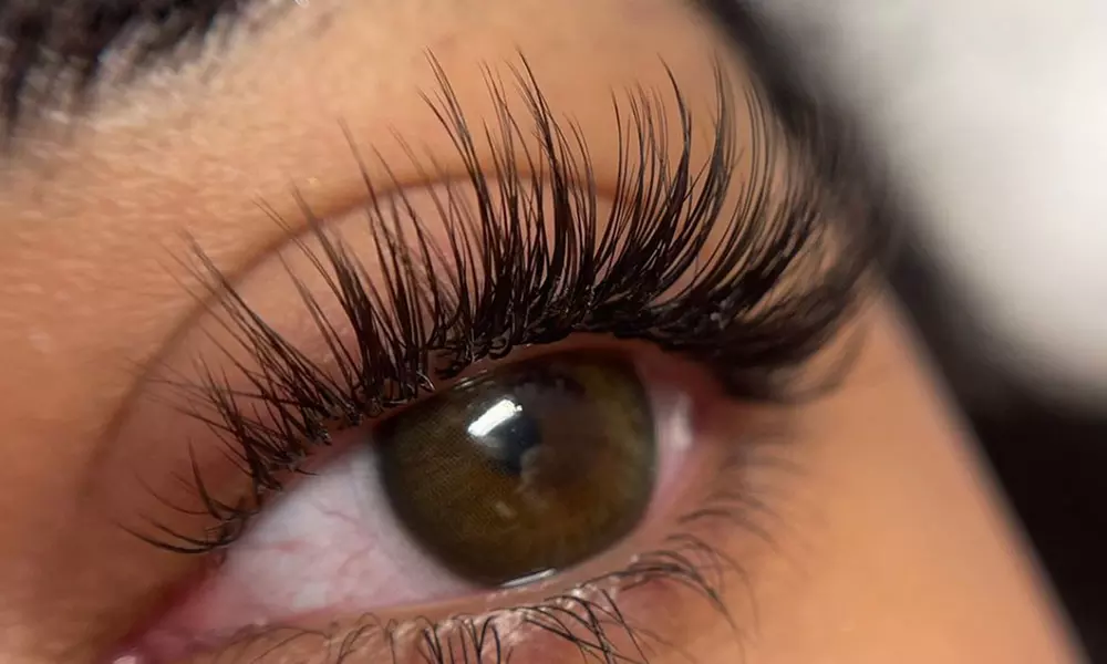 Achieve Glamorous Lashes with Volume Eyelash Extensions at Melt Spa
