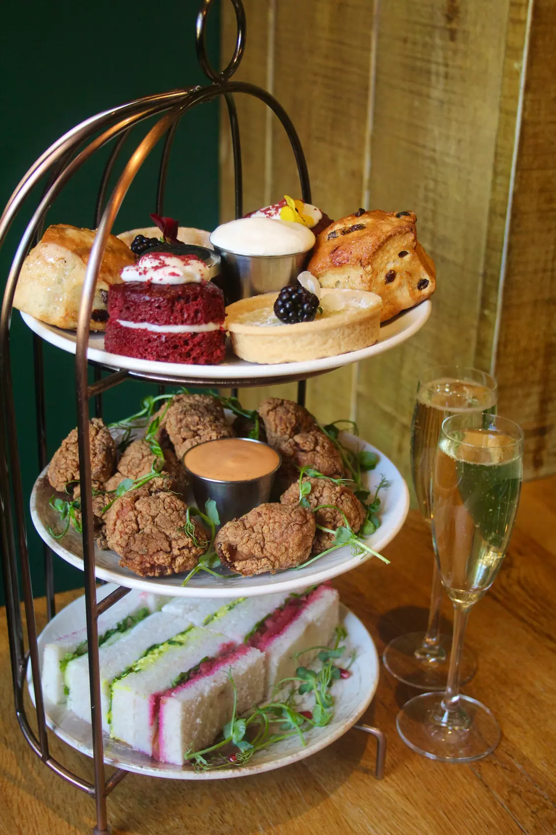 Celebrate Valentine’s Day: Charming Afternoon Tea with Prosecco