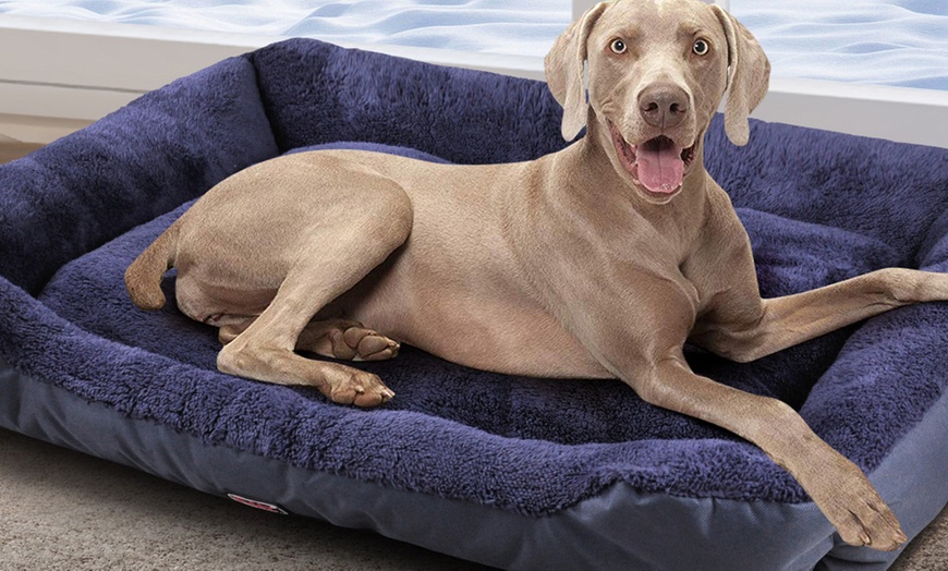 Image 2: Fleece Warm Pet Bed