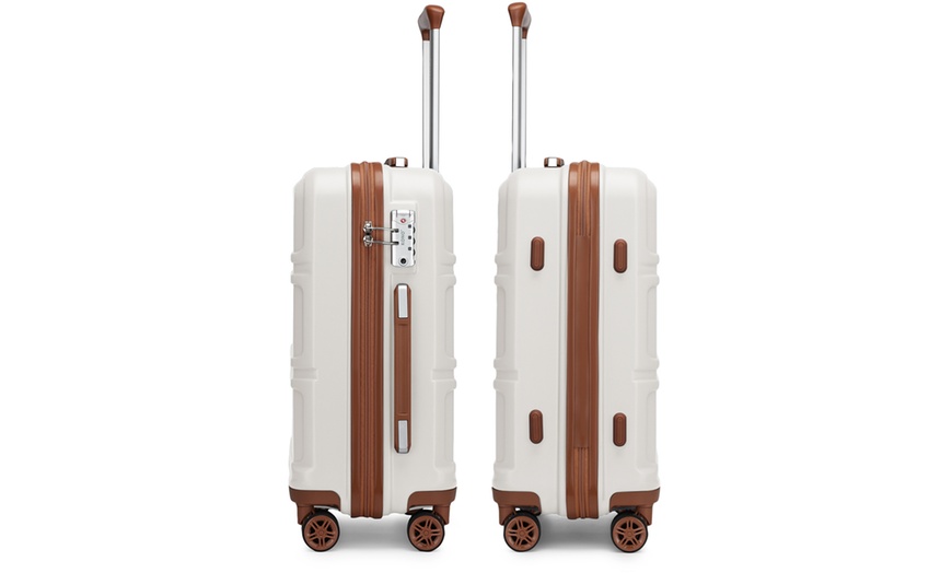 Image 11: Three-Piece Suitcase and Holdall Bag Set