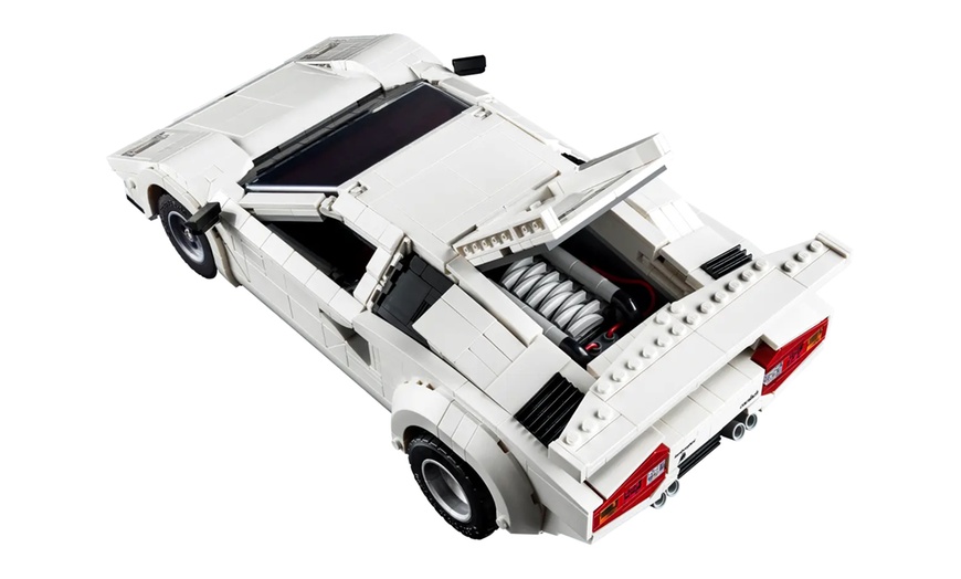 Image 8: LEGO Lamborghini Countach 5000 Quattrovalvole 10337