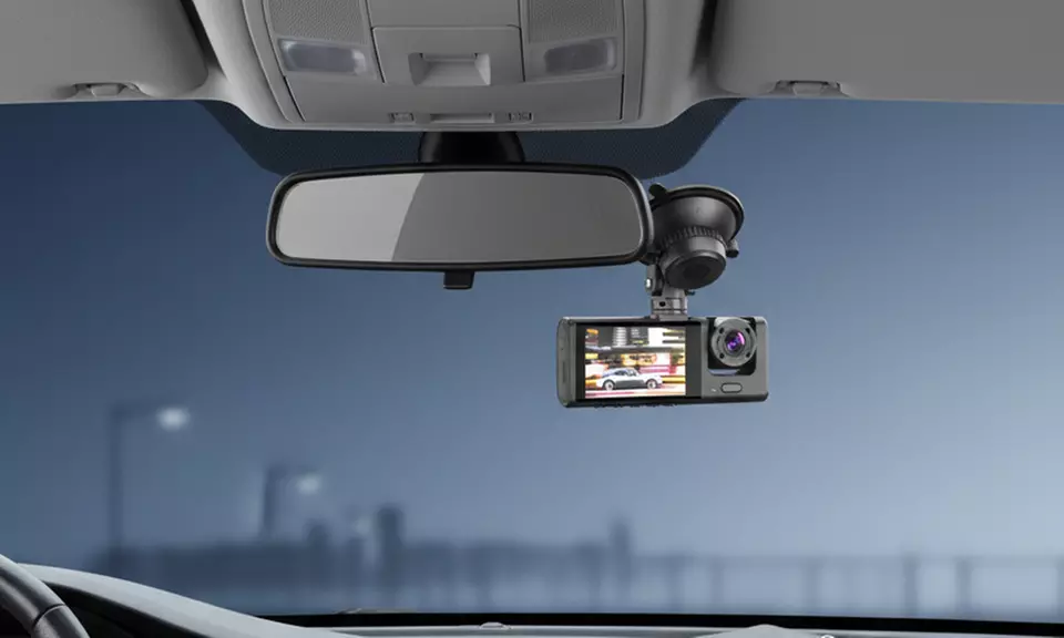 Dashcam per auto a 3 canali anteriore e posteriore