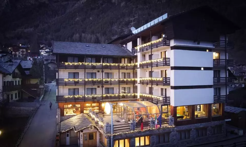 Italie, Aoste : chambre double ou twin avec demi-pension