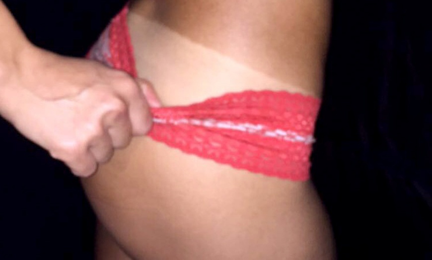 Image 2: Instant Beach Glow with Express Spray Tan Options