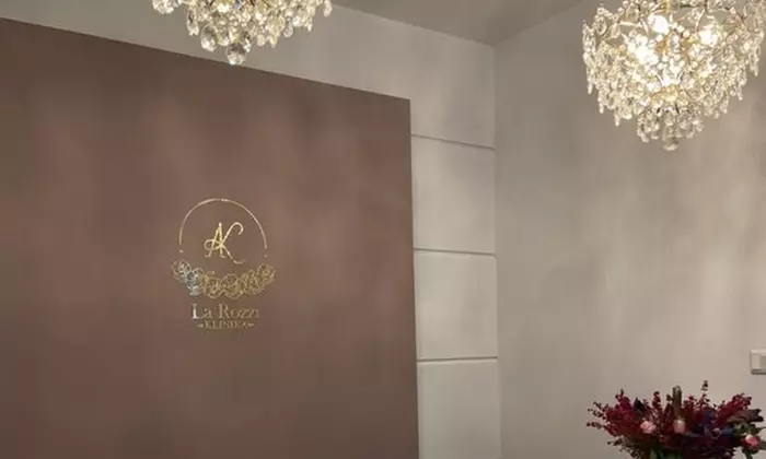 Japoński lifting twarzy, szyi, dekoltu i głowy z opcjonalną maską w Klinice La Rozzi (do -54%) - Second Medium