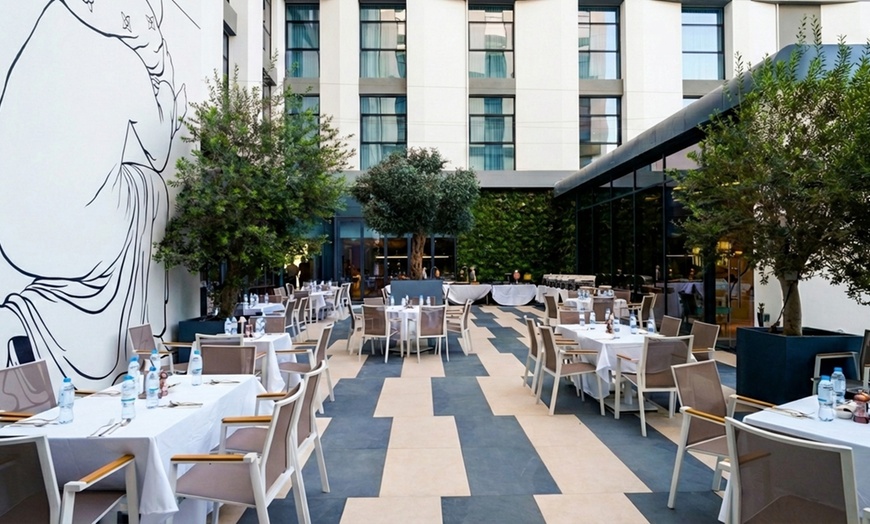 Image 15: Iftar buffet with Bottomless Ramadan Beverages for a Child or Adults 