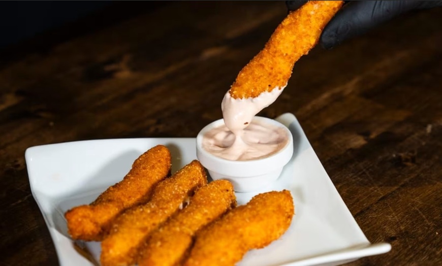 Image 9: Menú con hamburguesa o entrecot en tres ubicaciones a elegir