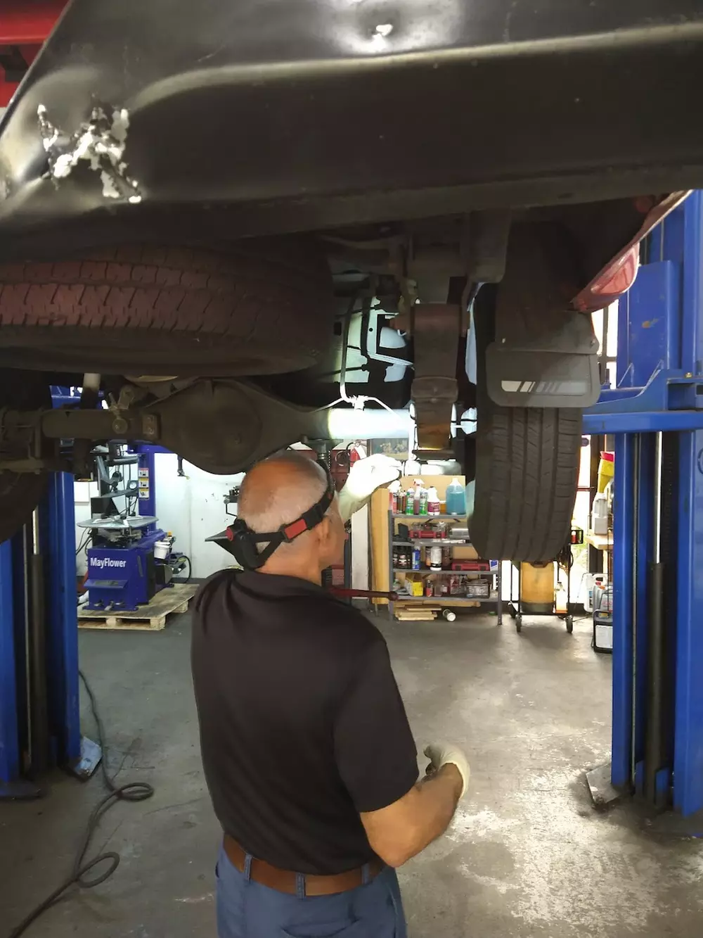 Conventional, Synthetic Blend, or Full Synthetic Oil Change w/  Filter