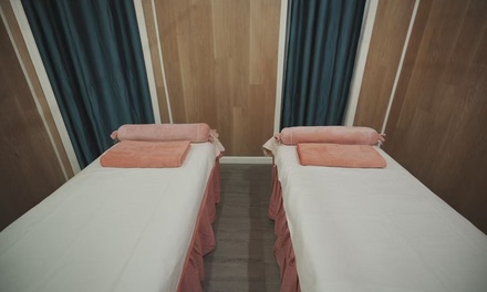 One Couples Massage: Hot Stone with Essential Oils: (60-Minute) - Wellness Spa 53