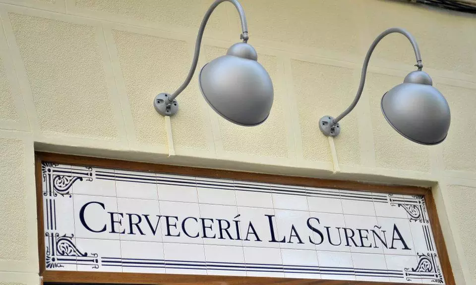 Menú mediterráneo para 2 personas con paella mixta a compartir