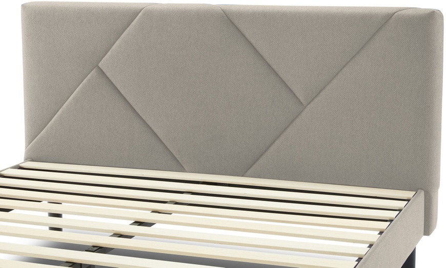 Image 26: Lit en tissu "Ric"