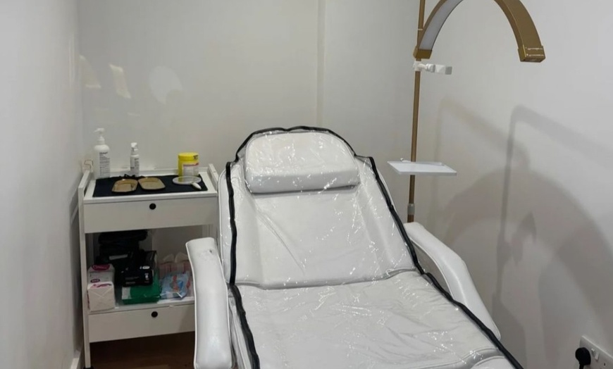 Image 2: Enhance Your Beauty with a Lash Lift & Tint or Brow Shape & Tint