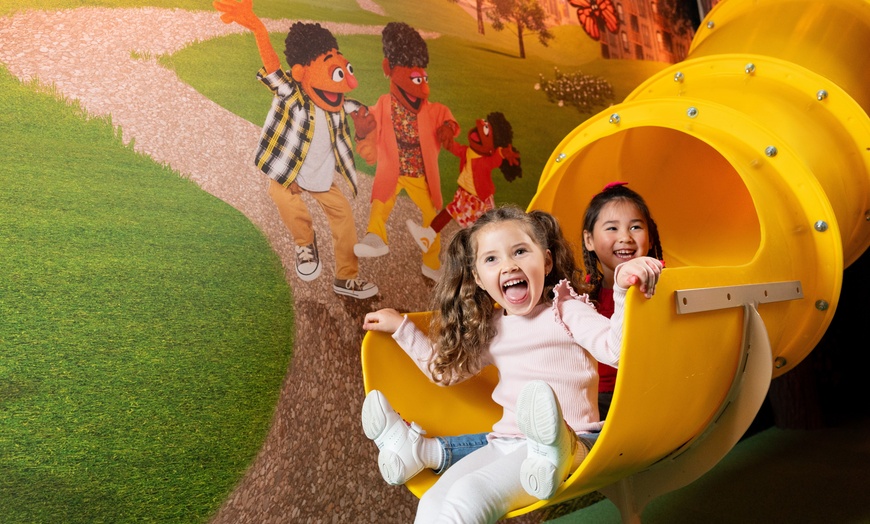 Image 1: Sesame Street Learn & Play Pass