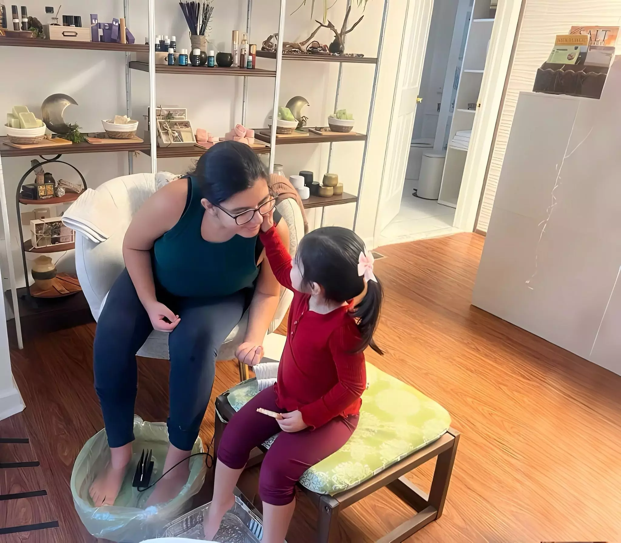 Discover Revitalization with Ionic Detox Foot Bath for One Person at La Vida Wellness Center ( Up to 30% Off ) - Second Medium