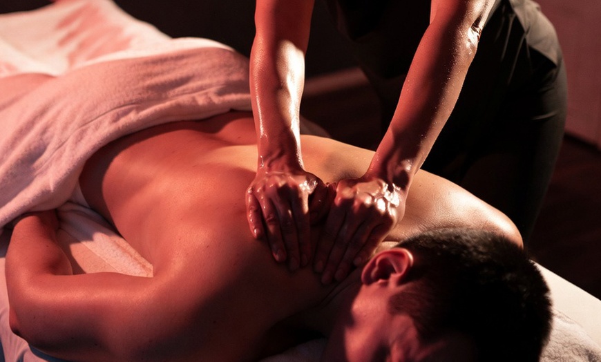 Image 8: Masaje relajante, descontracturante, deportivo o drenante a elegir