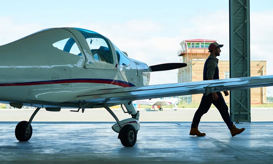 Image 4: Flight Simulator (Ride / Experience) at Manchester Flight Sim Centre