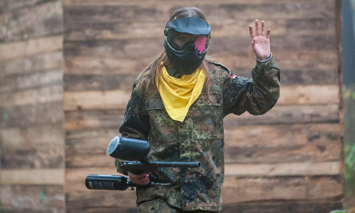 Paintball Party dla 10-18 osób: do 3000 kulek i wspólny grill po grze