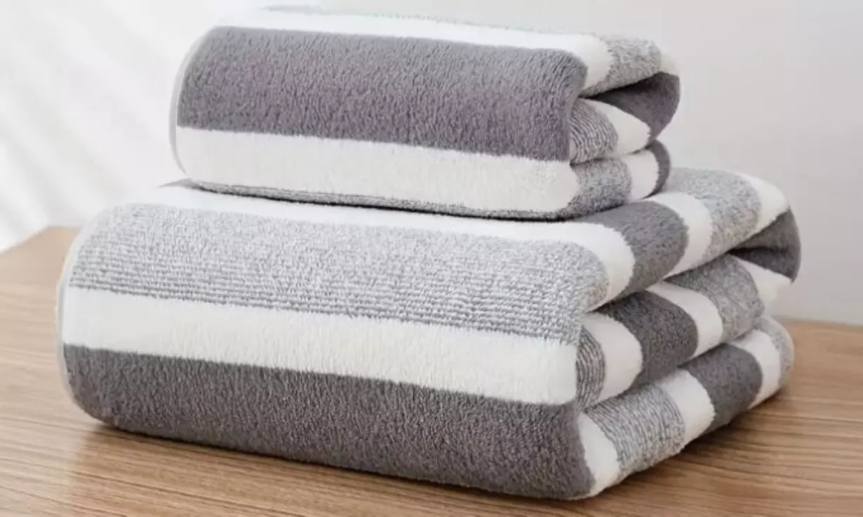 2er-Set gestreifte Handtücher