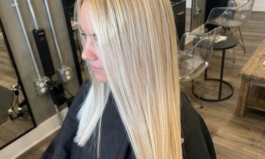 Image 4: Step into Hair By Danielle Darling for a Blonde Refresh