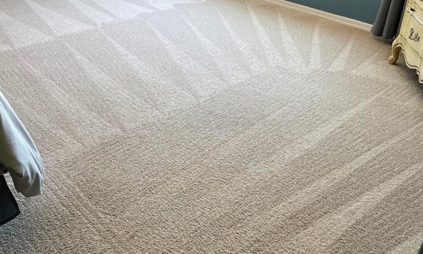 Image 4: Eco-Friendly Truck-Mounted Steam Carpet Cleaning