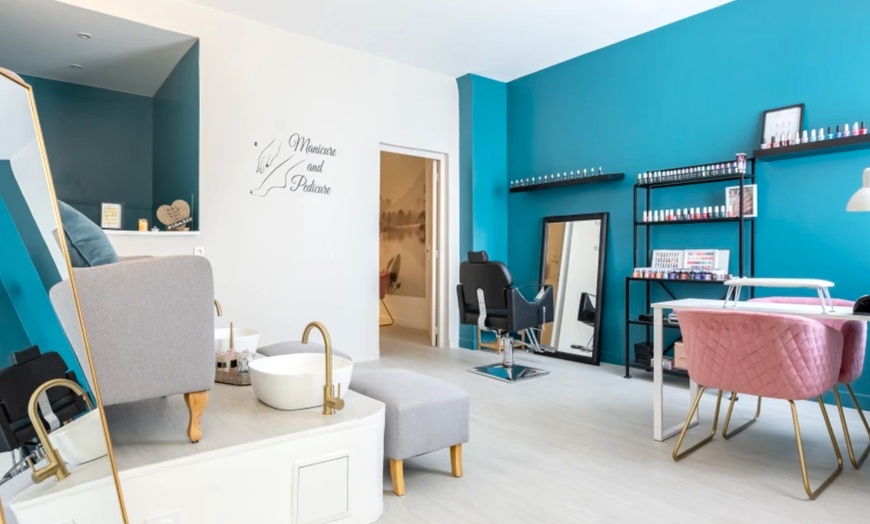 Image 10: Modelage du corps relaxant ou gommage et modelage au choix