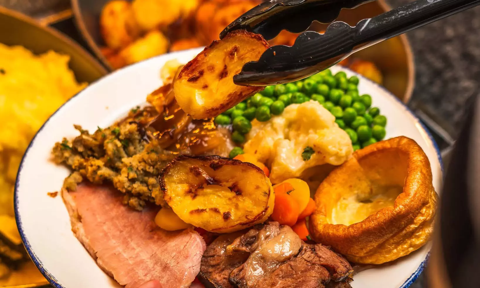 Stonehouse Pizza & Carvery | 2 Course for 2 & Up to 2 Children