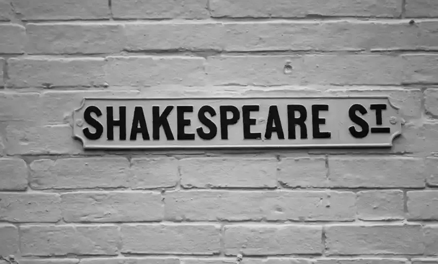 Image 5: Enjoy Historic Stratford-upon-Avon Golden Tours 