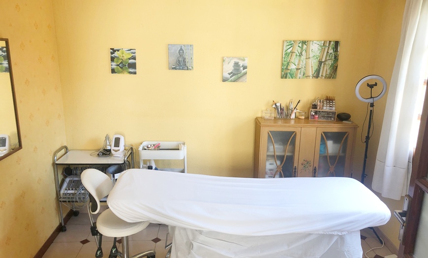 Image 6: Hasta 61% dto. en Masaje - Aromático en Cris Falcão Beauty Pmu