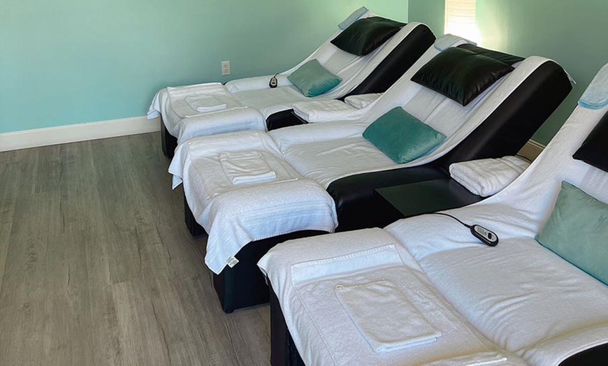 Image 3: Up to 45% Off on Foot Reflexology Massage at The Key Spa