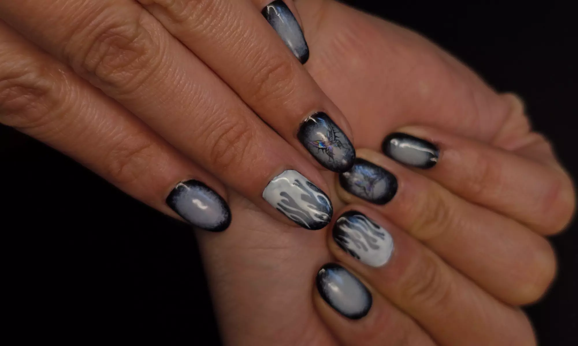 Enhance Your Look with Simple Gel Manicure or Hand Henna Tattoo