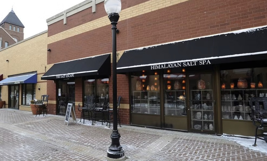 Image 3: Experience Handcrafted Salt Cave Bliss at The Salt Escape Arlington
