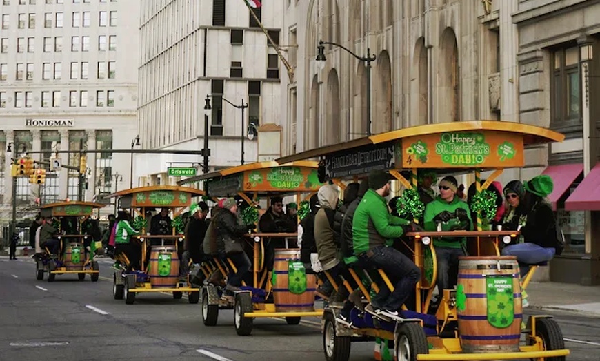 Image 3: Official St. Patrick's Day Bar Crawl - Detroit (March 14)