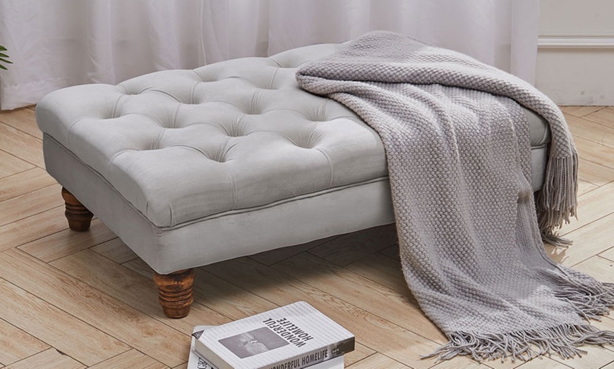 Image 2: Polsterhocker mit Knopfheftung