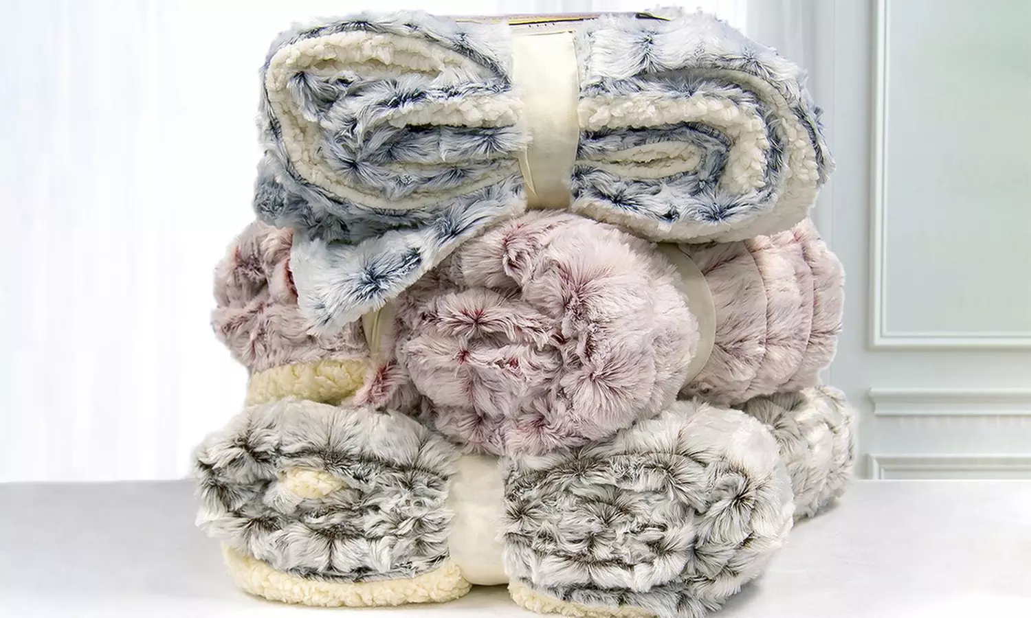 Hotel Peninsula Micromink to Sherpa Reversible Throw (1- or 2-Pack) - Primary Image