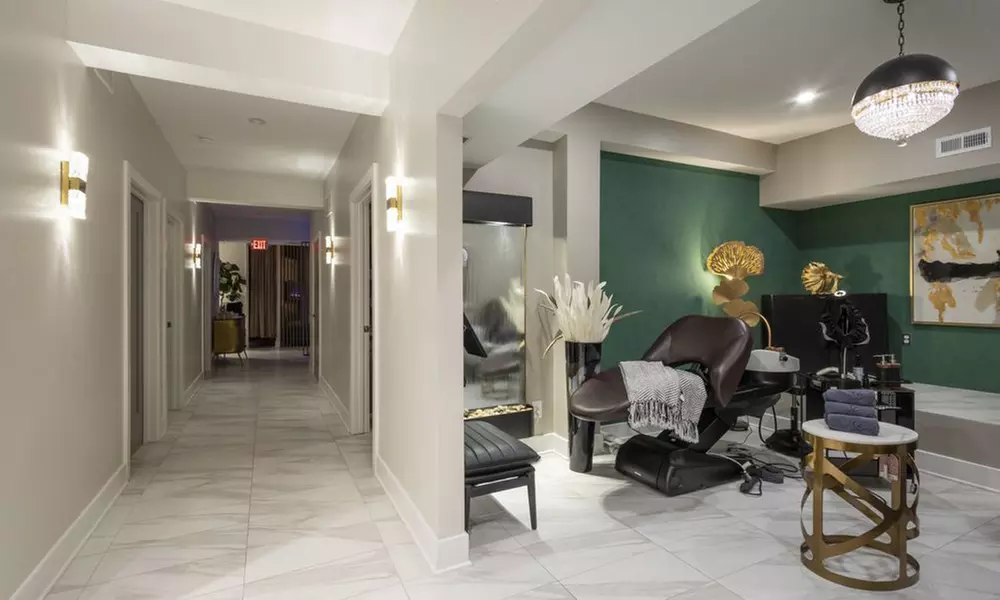 Japanese Head Spa Treatment Relaxation & Scalp Renewal- Studio Chique